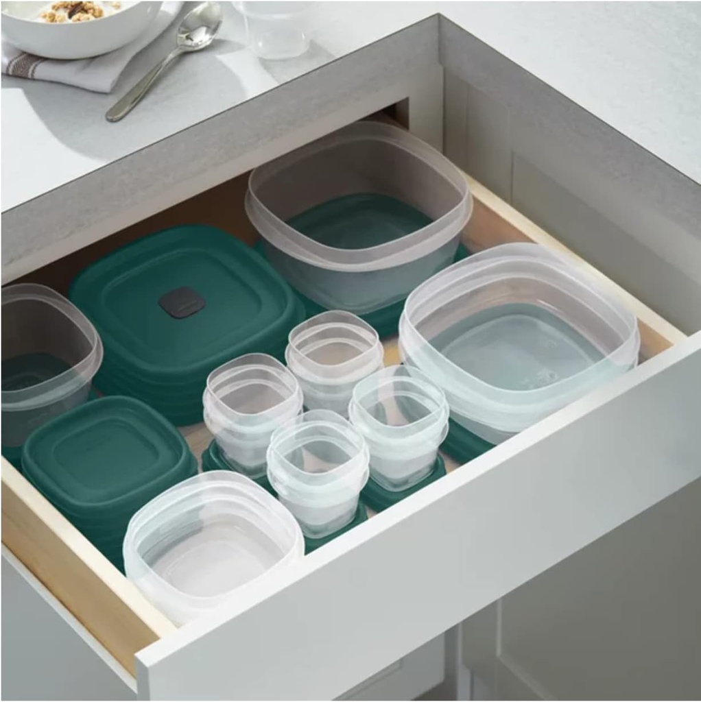 rubbermaid-easy-find-lids-food-storage-c-3.jpg