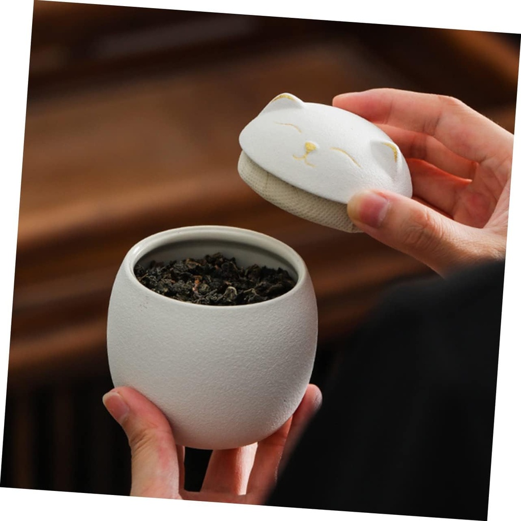 alipis-mini-cat-ceramic-tea-jar-with-lid-3.jpg