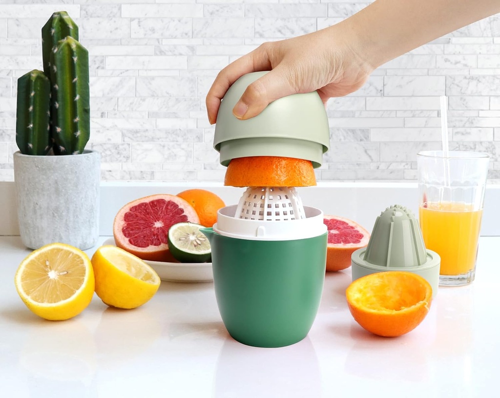 hand-juicer---citrus-juicer-with-lemon-s-3.jpg