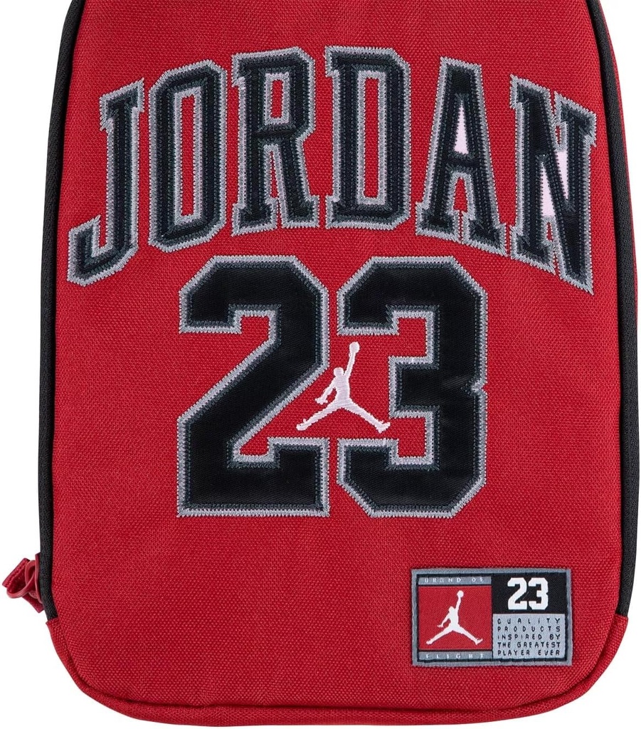 nike-air-jordan-jersey-23-zip-insulated--2.jpg