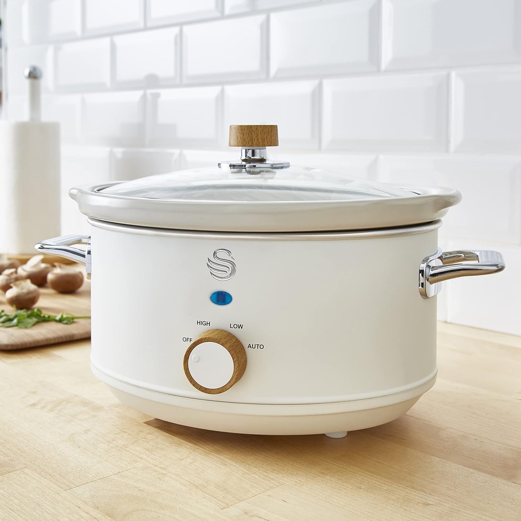 salton-swan-nordic-style-slow-cooker-wit-3.jpg