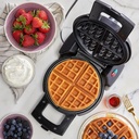 west-bend-belgian-waffle-maker-makes-7-i-6.jpg