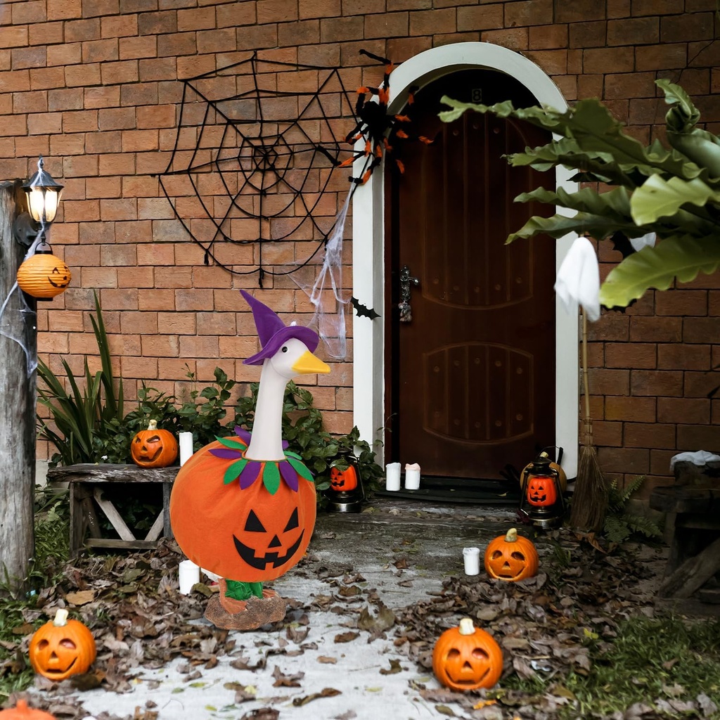 halloween-porch-goose-outfit-pumpkin-goo-2.jpg