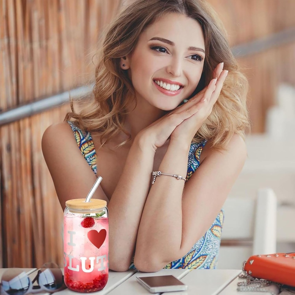 i-love-sluts1-16-oz-drinking-glasses-wit-3.jpg