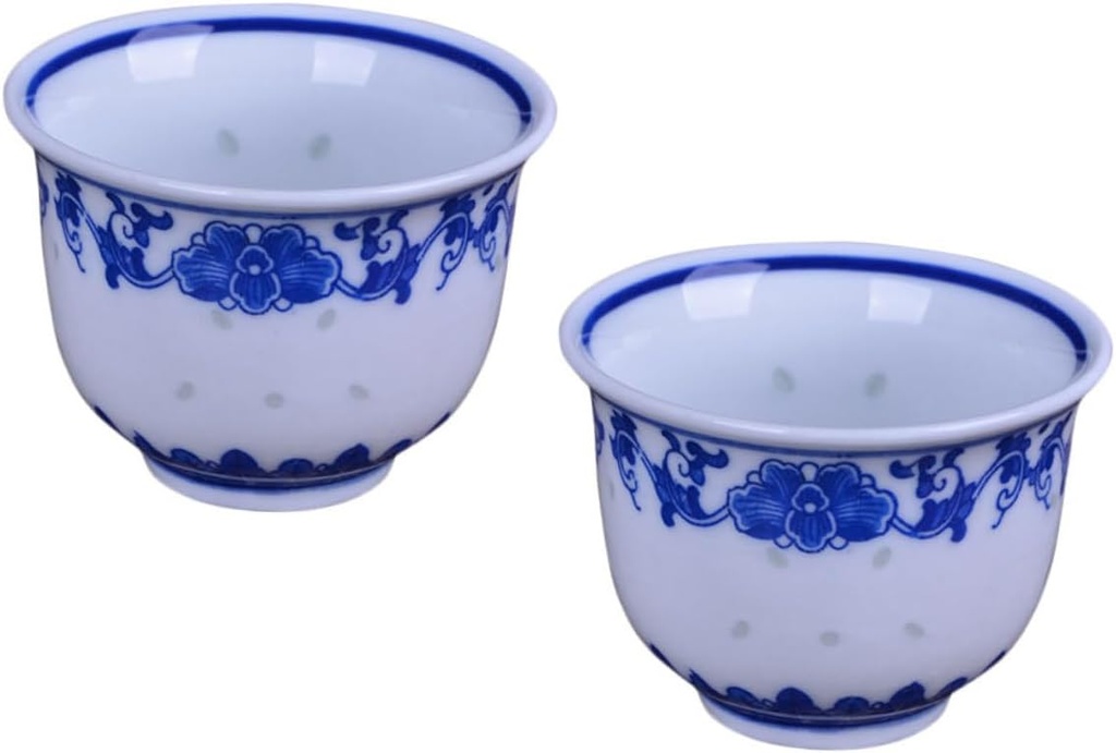 2pcs Vintage Blue and White Porcelain Tea Cups Retro Chinese Kung Fu Tea Cups Delicate Teacups for Jasmine Oolong Home Office Use
