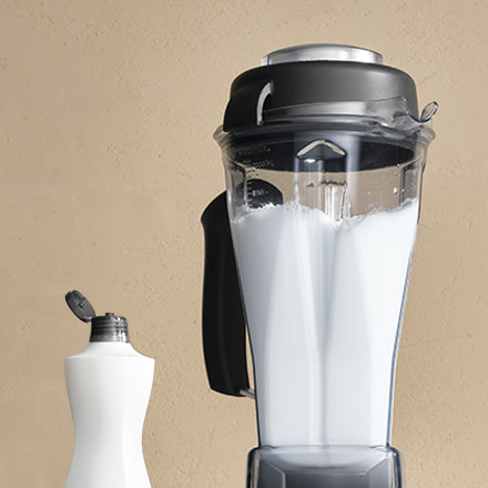 Vitamix 64 oz. Classic Blender Container, BPA-Free Tritan