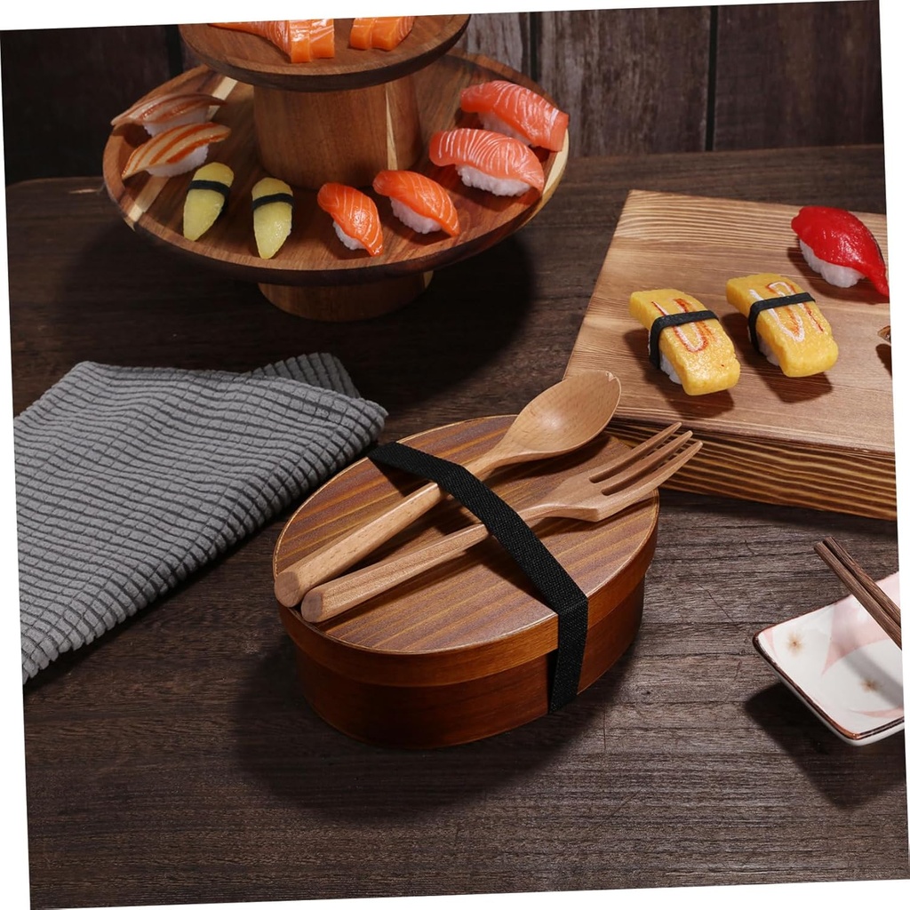 retro-japanese-style-wooden-lunch-sushi--2.jpg
