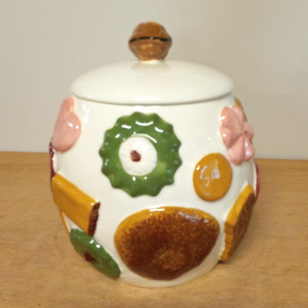 large-vintage-ceramic-cookie-jar-with-wa-3.jpg