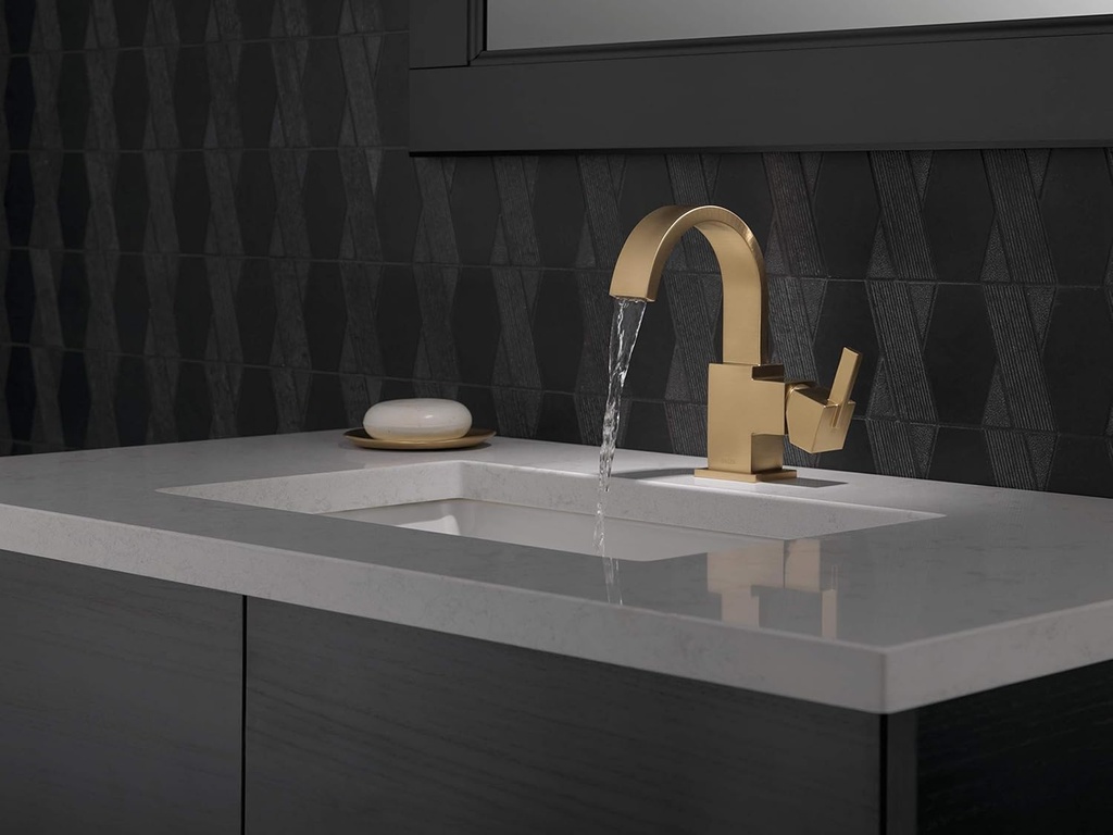 delta-vero-brushed-gold-bathroom-faucet--2.jpg