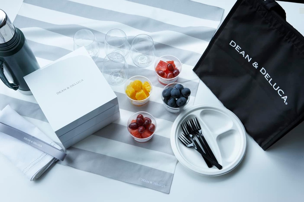 dean-deluca-3-tier-small-white-box-lunch-4.jpg
