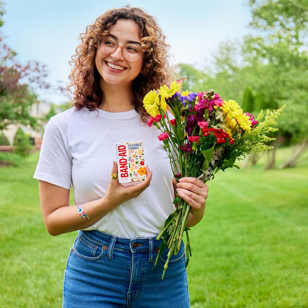 band-aid-brand-flexible-fabric-adhesive--6.jpg