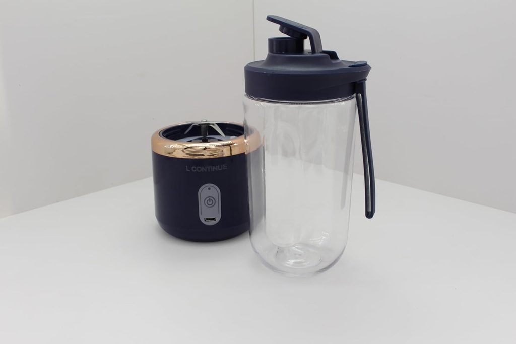 portable-blenderfruit-veggie-juicer-elec-4.jpg