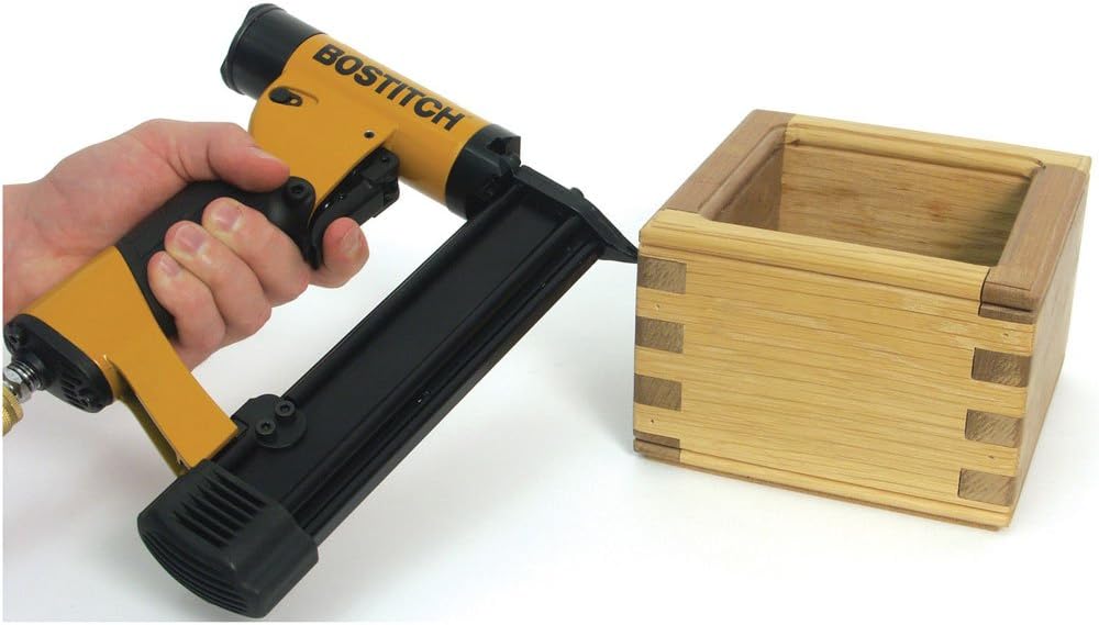 bostitch-pin-nails-23ga-34-inch-3000-pac-5.jpg