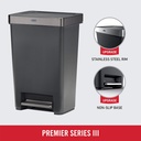 rubbermaid-premier-series-iii-step-on-tr-2.jpg