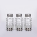 retro-style-salt-and-pepper-shakers-with-6.jpg