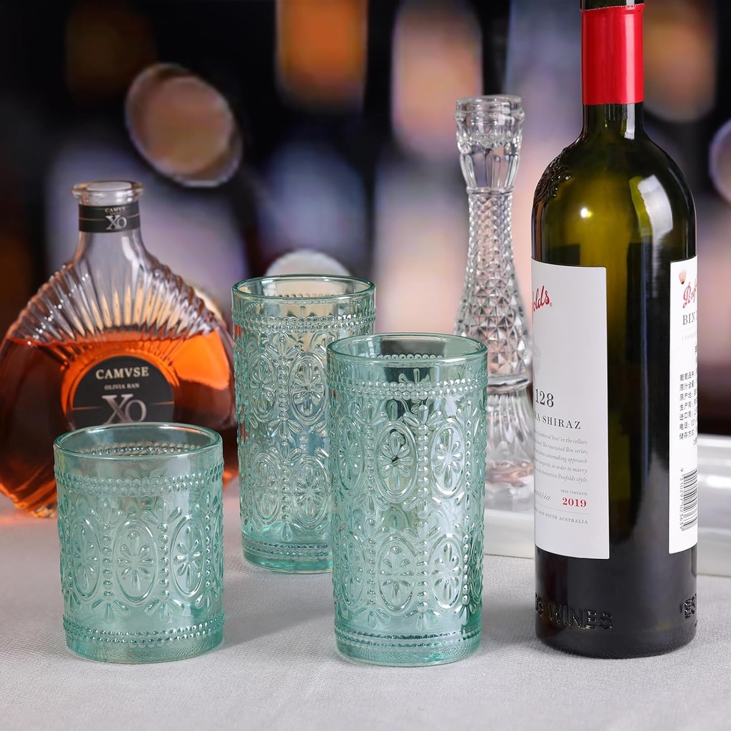 green-drinking-glasses-set-of-4-vintage--3.jpg