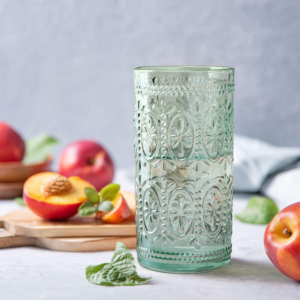 green-drinking-glasses-set-of-4-vintage--6.jpg