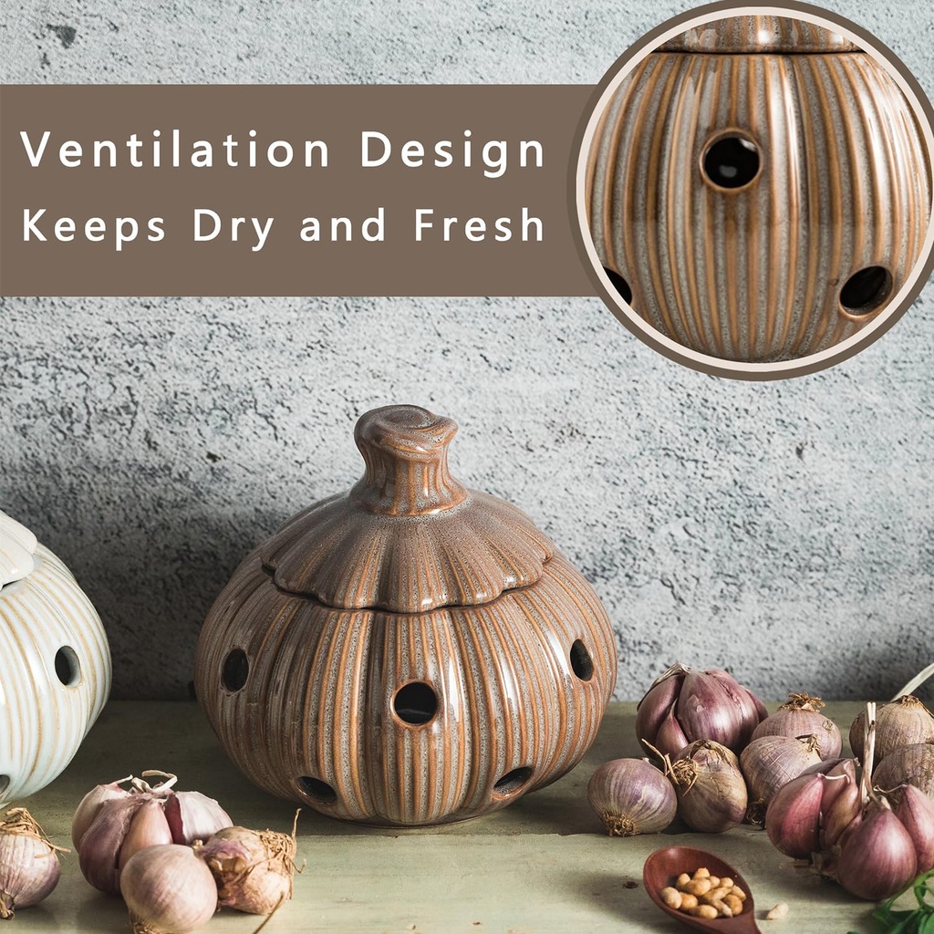 ceramic-garlic-keeper-with-lid-and-holes-3.jpg