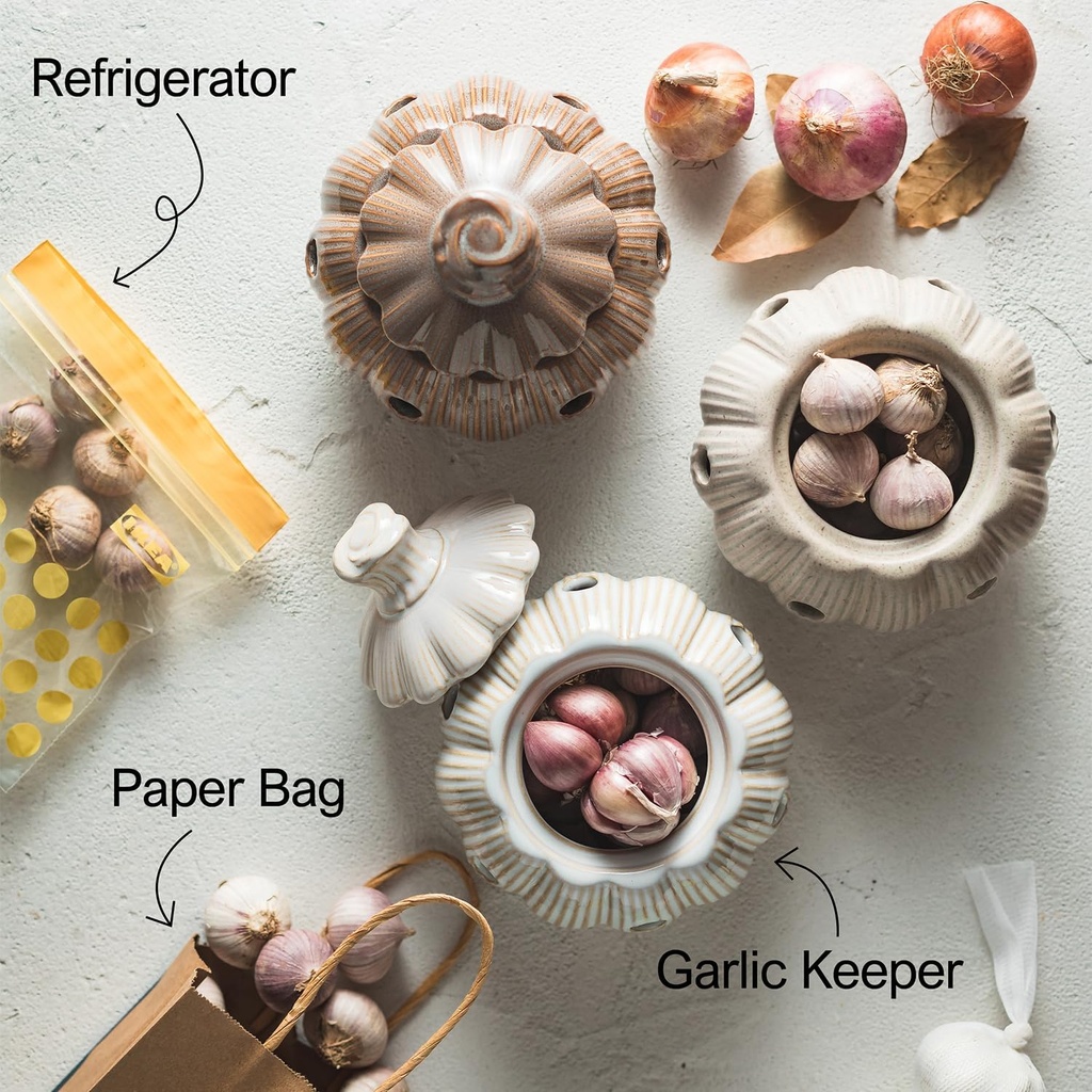 ceramic-garlic-keeper-with-lid-and-holes-5.jpg