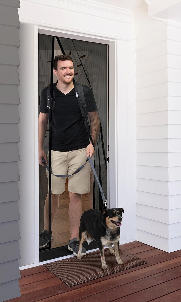 hands-free-screen-door--keep-bugs-out-5.jpg