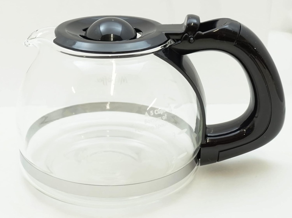 4-cup-glass-carafe-with-black-handle-fit-3.jpg