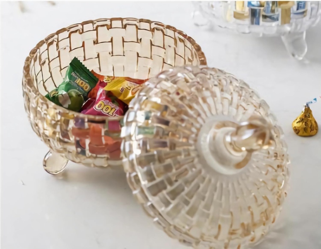 crystal-glass-candy-jar-with-lidweave-de-2.jpg