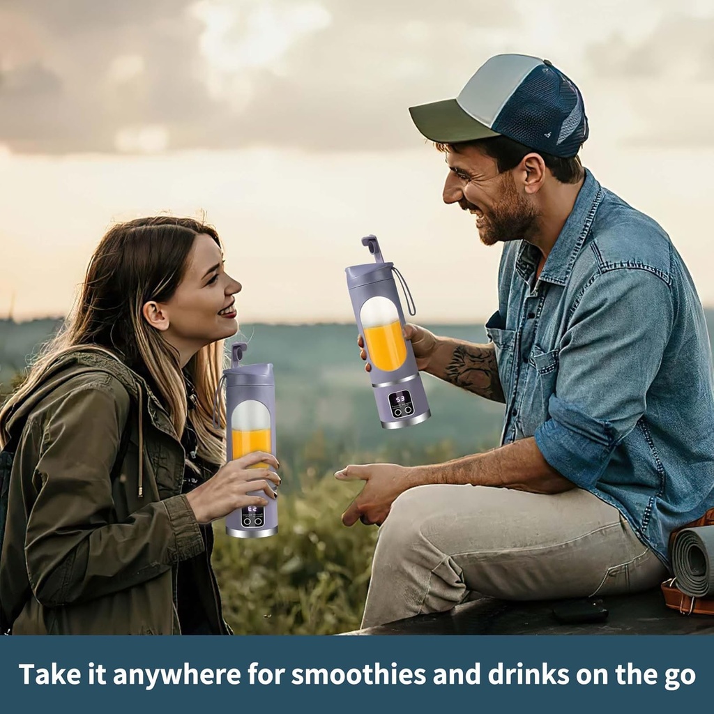 portable-blenderusb-c-rechargeableperson-5.jpg