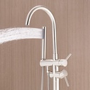 contemporary-freestanding-bathtub-faucet-5.jpg