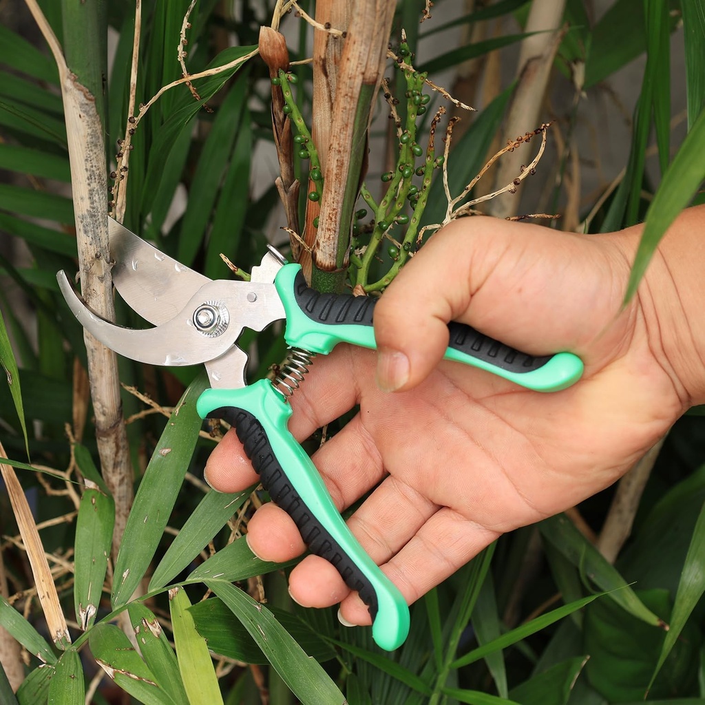 unwaver-garden-shears-pruning-shears-for-6.jpg
