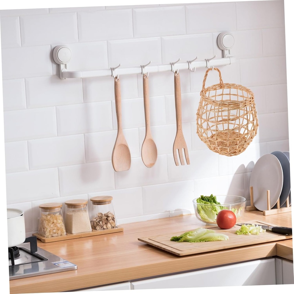 woven-wall-mounted-storage-basket-rattan-2.jpg