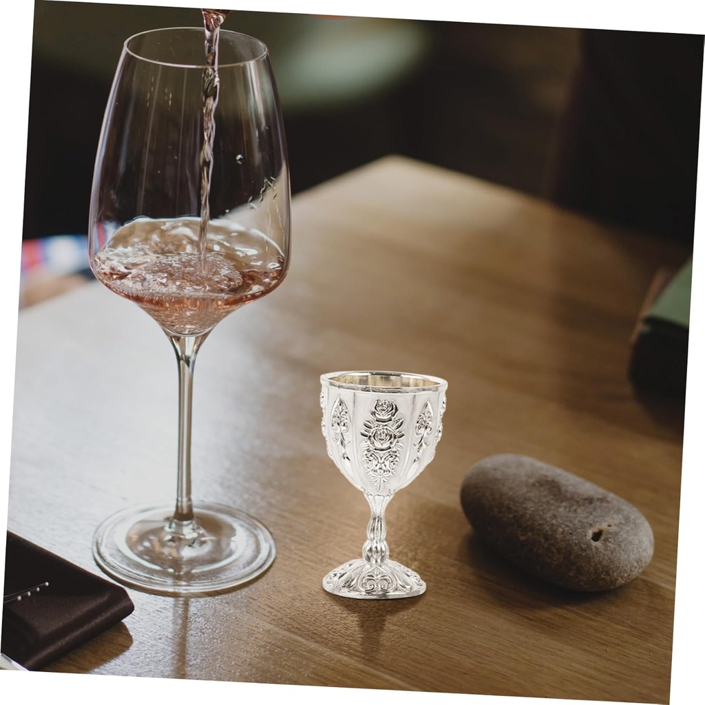 cabilock-european-style-wine-goblet-with-3.jpg