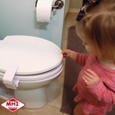 mommys-helper-lid-lok-toilet-seat-safety-3.jpg