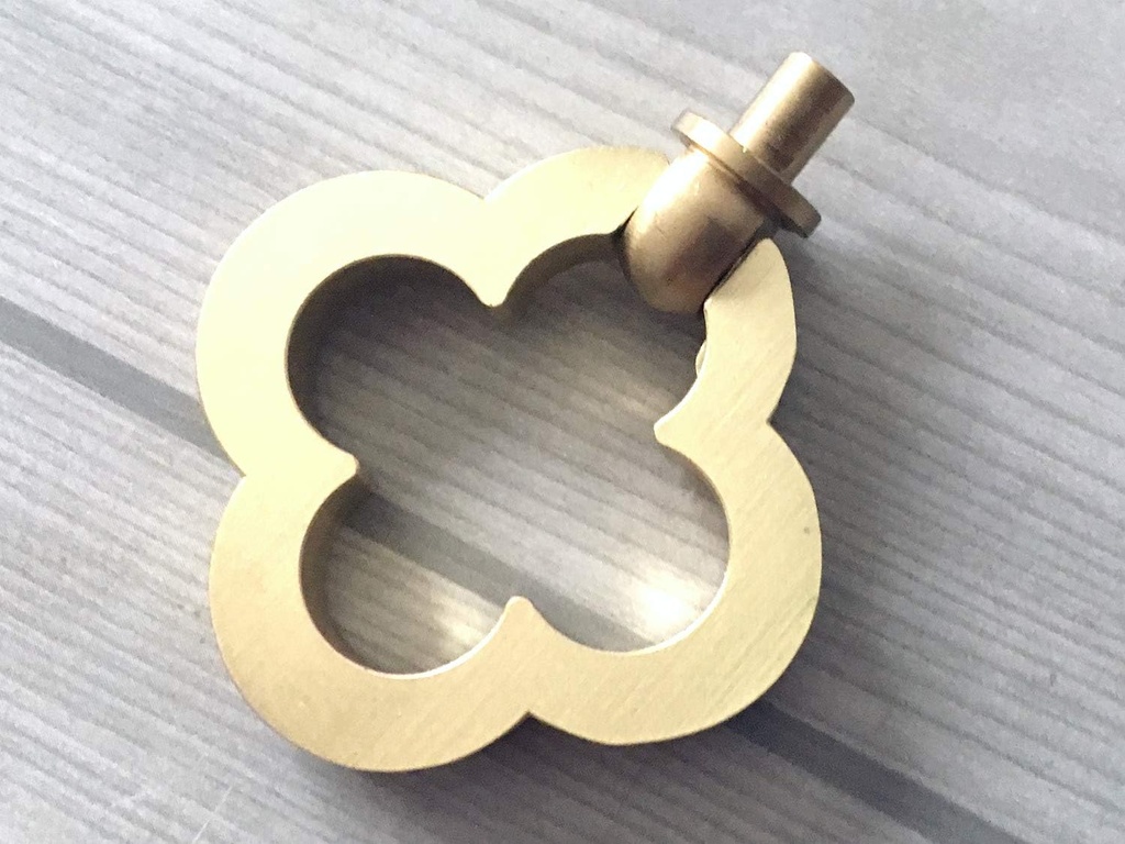 flower-ring-drawer-pull-clover-brass-dro-3.jpg