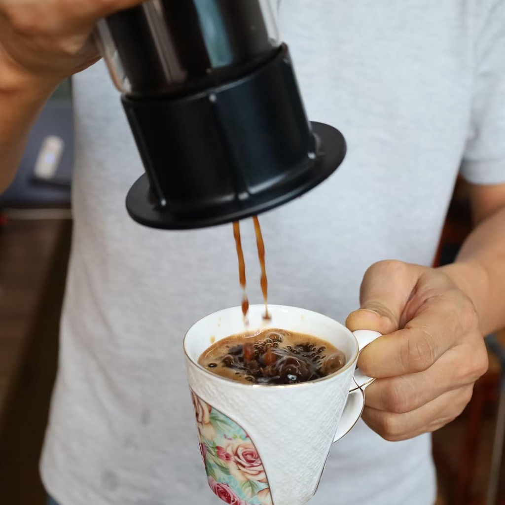 portable-coffee-makerexpress-coffee-mach-4.jpg