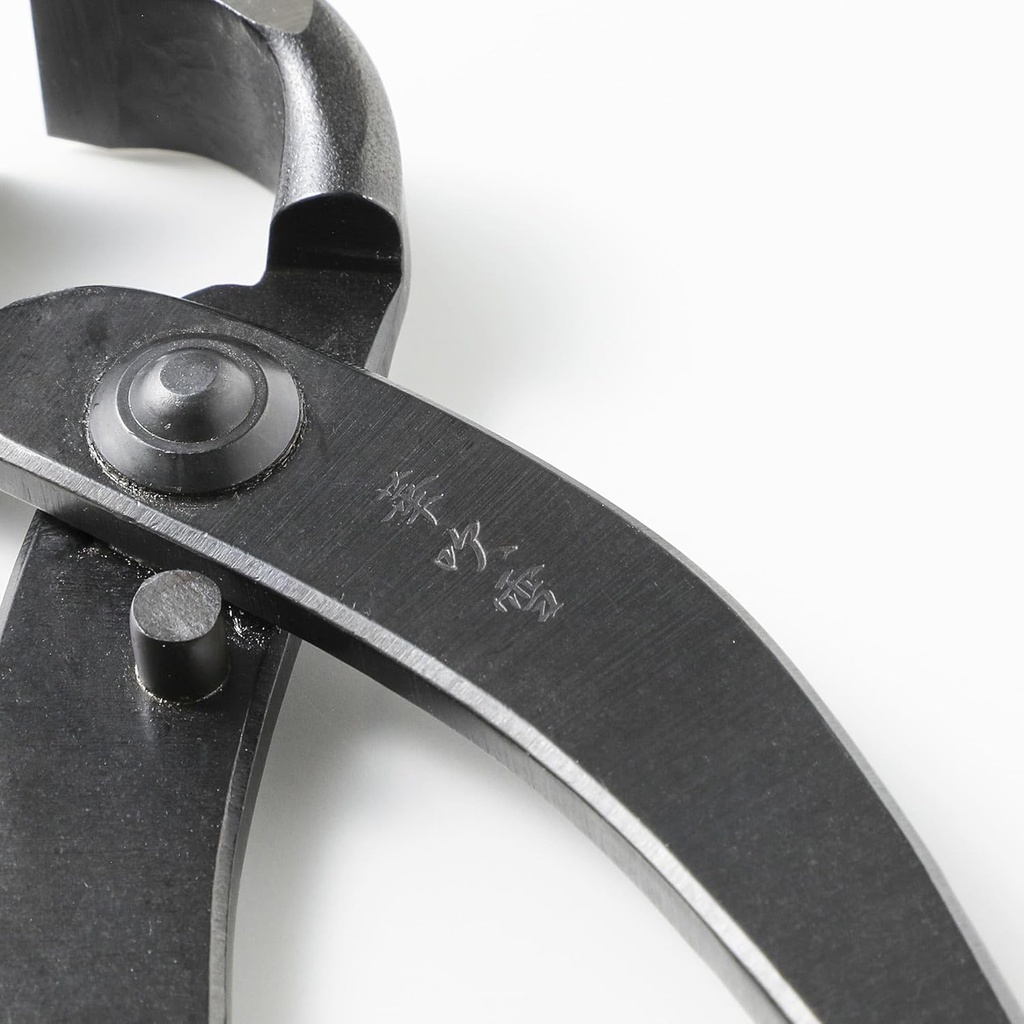hand-forged-bonsai-root-cutter-825210mm-3.jpg