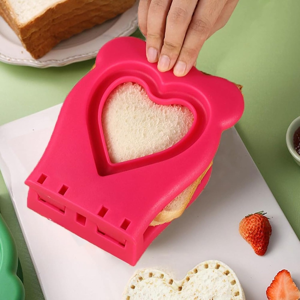 sandwich-cutter-and-sealer-kids-sandwich-5.jpg