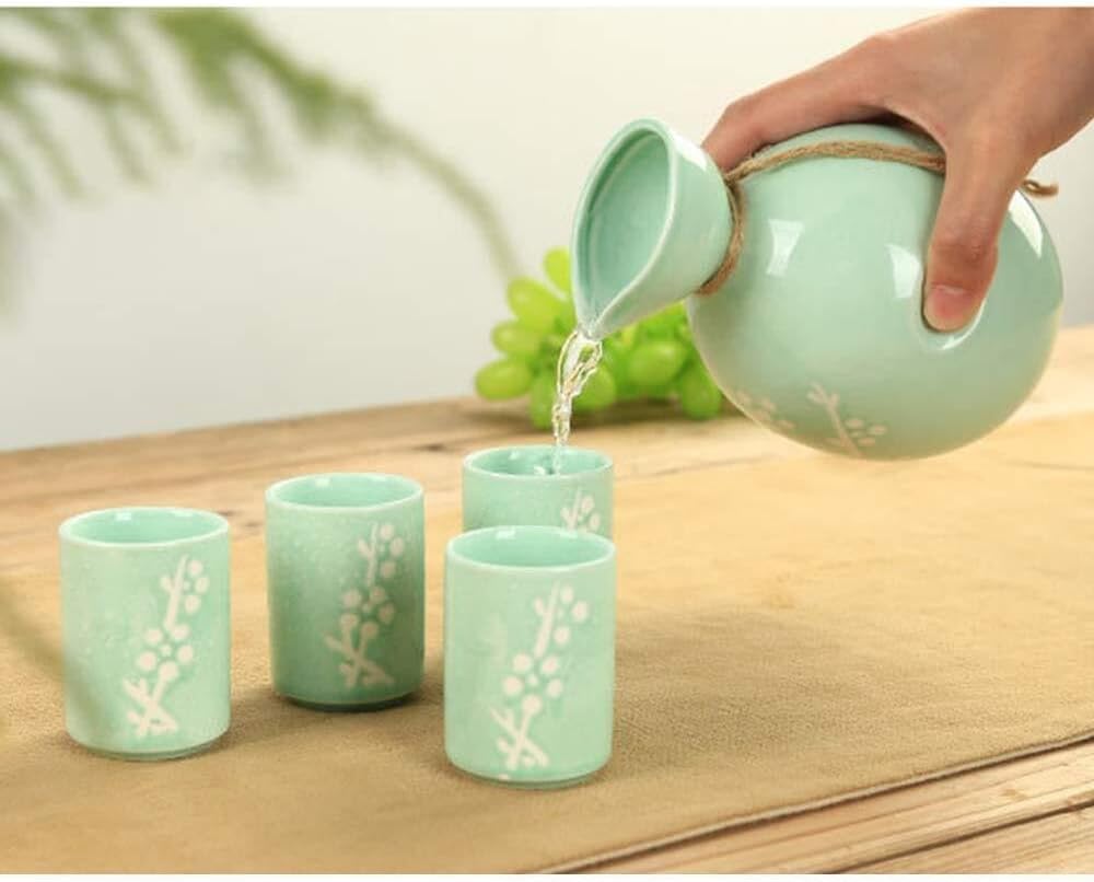 5-piece-japanese-ceramic-sake-set-white--6.jpg