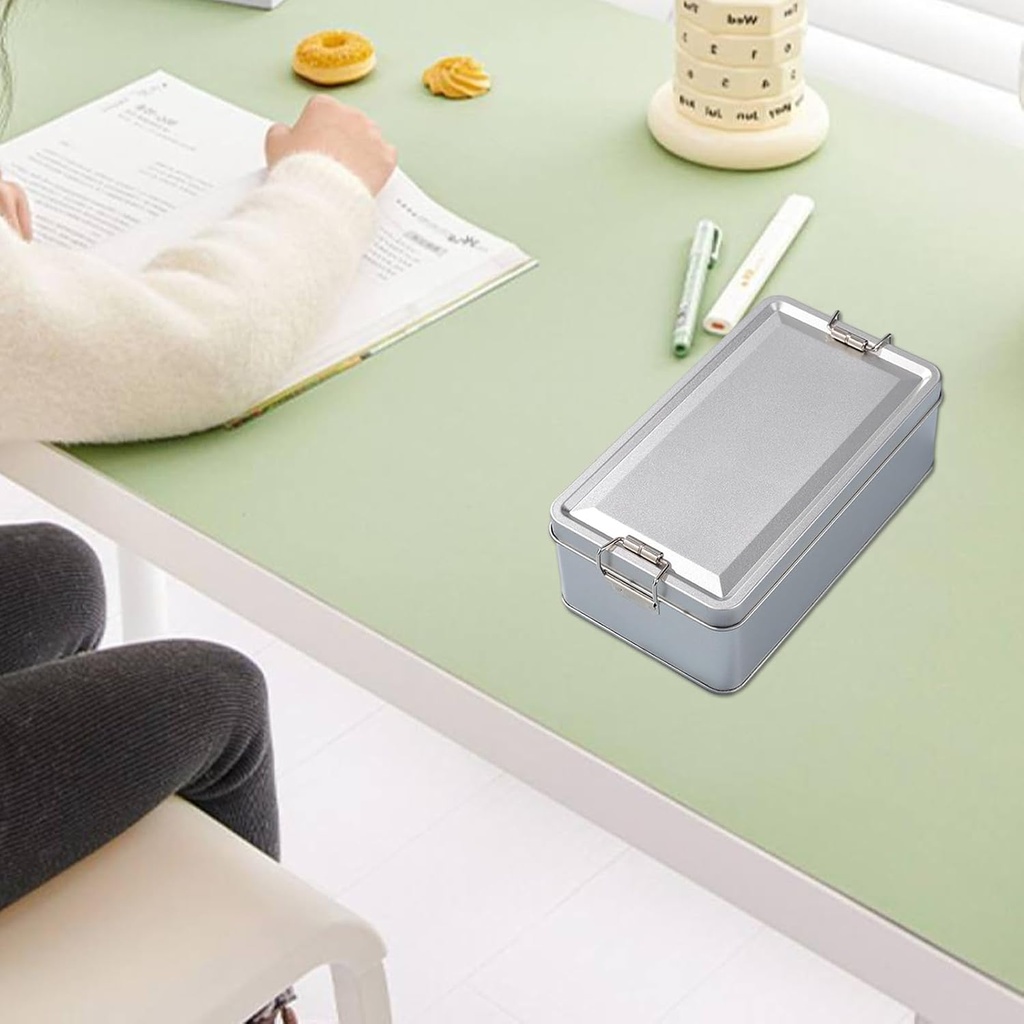 cookie-tin---metal-rectangular-tins-with-2.jpg