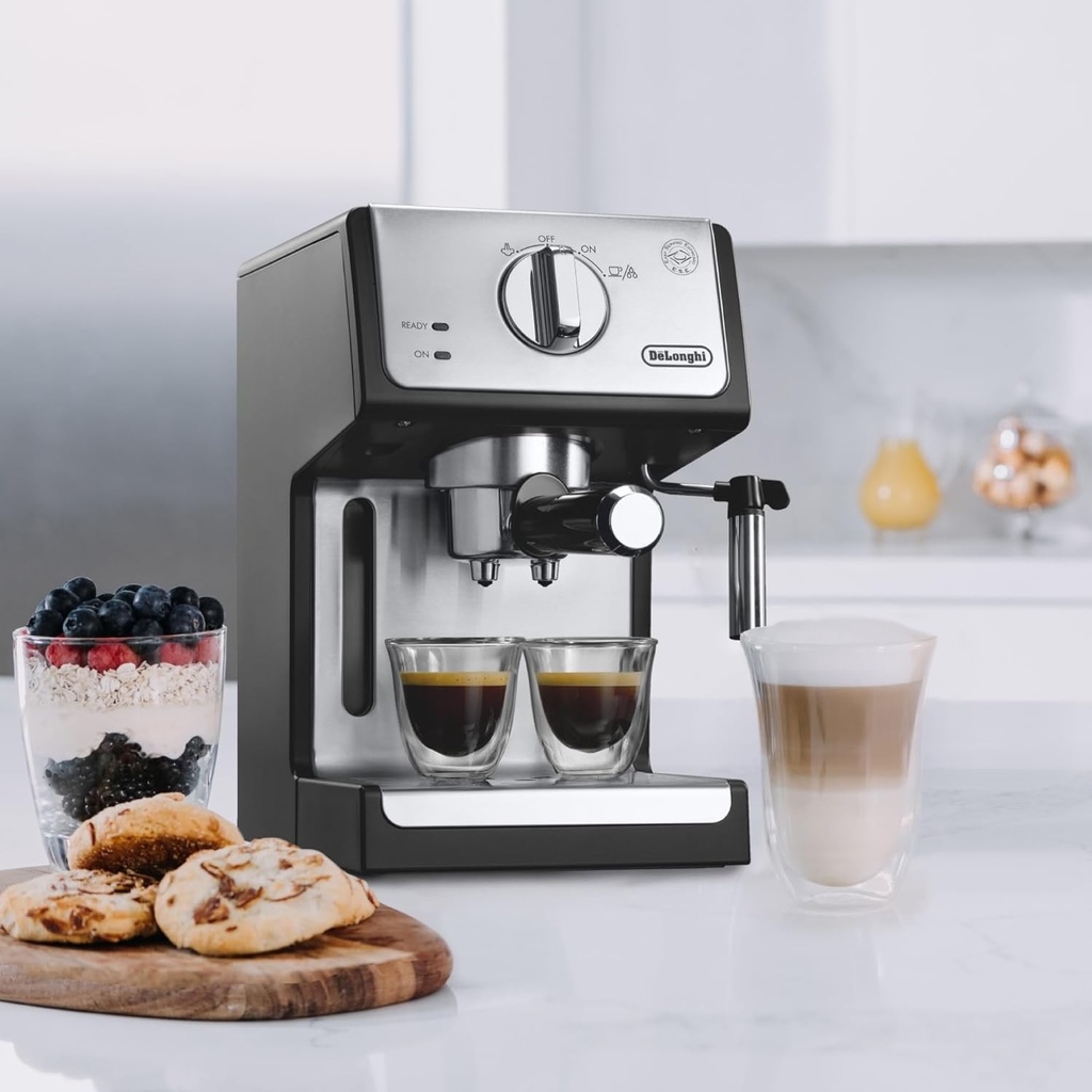 delonghi-15-bar-pump-espresso-machine-wi-5.jpg