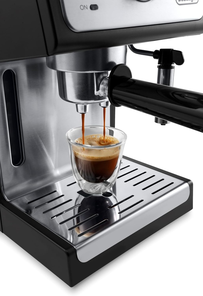 delonghi-15-bar-pump-espresso-machine-wi-6.jpg