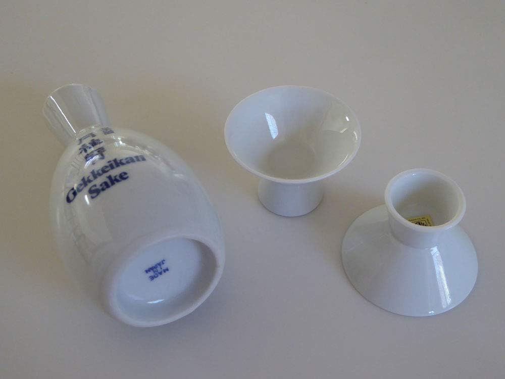 3-pieces-japanese-sake-set-kanji-gekkeik-4.jpg
