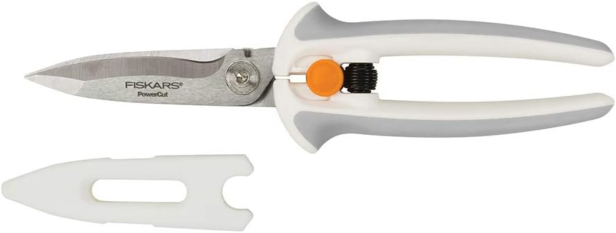 fiskars-crafts-easy-action-powercut-snip-2.jpg
