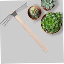 compact-metal-hoe-garden-hoeing-tool-han-4.jpg