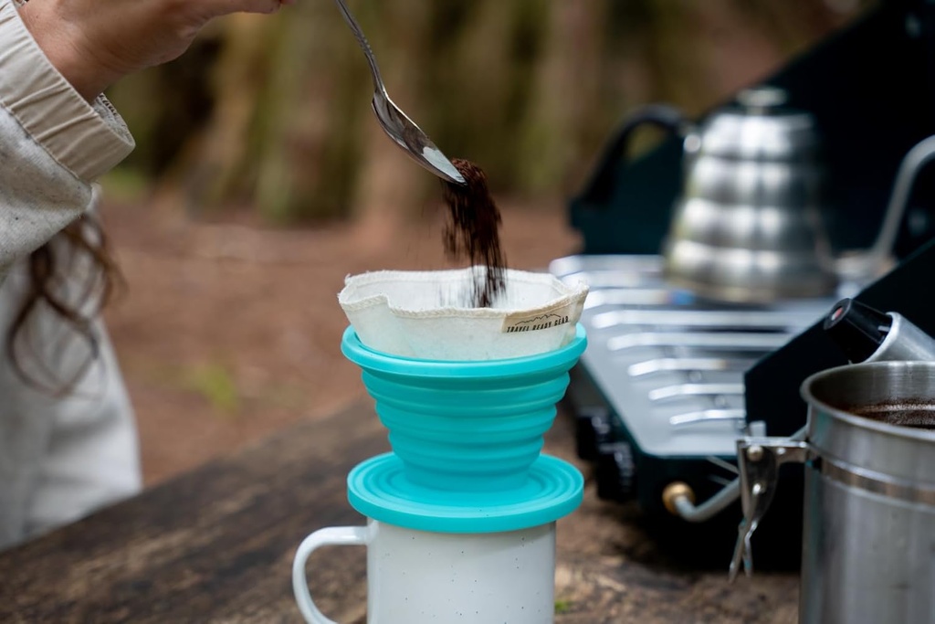 pour-over-coffee-kit-teal-collapsible-po-4.jpg