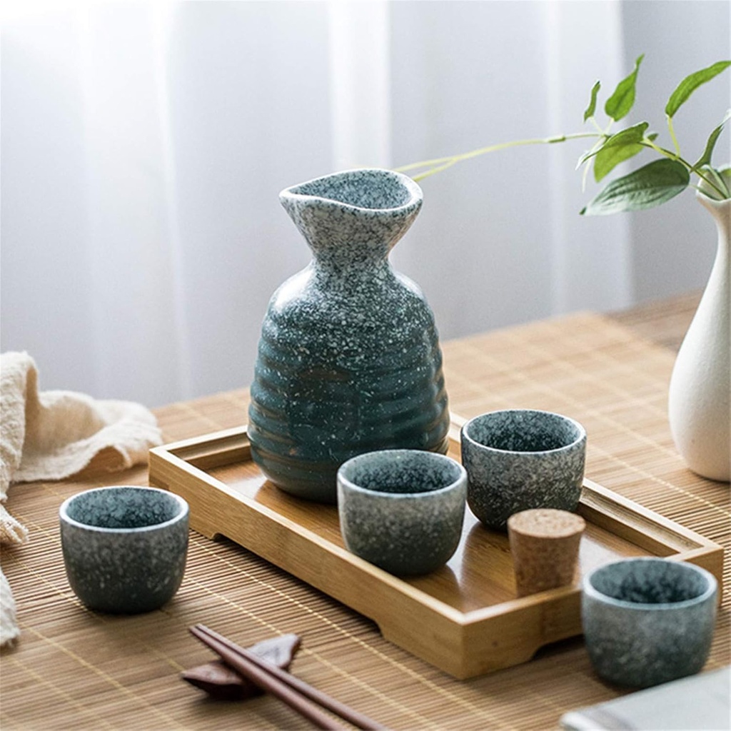 japanese-ceramic-sake-set-with-warmer-ho-2.jpg