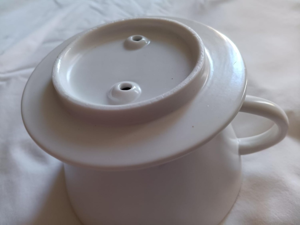 flat-bottom-ceramic-pour-over-coffee-dri-6.jpg
