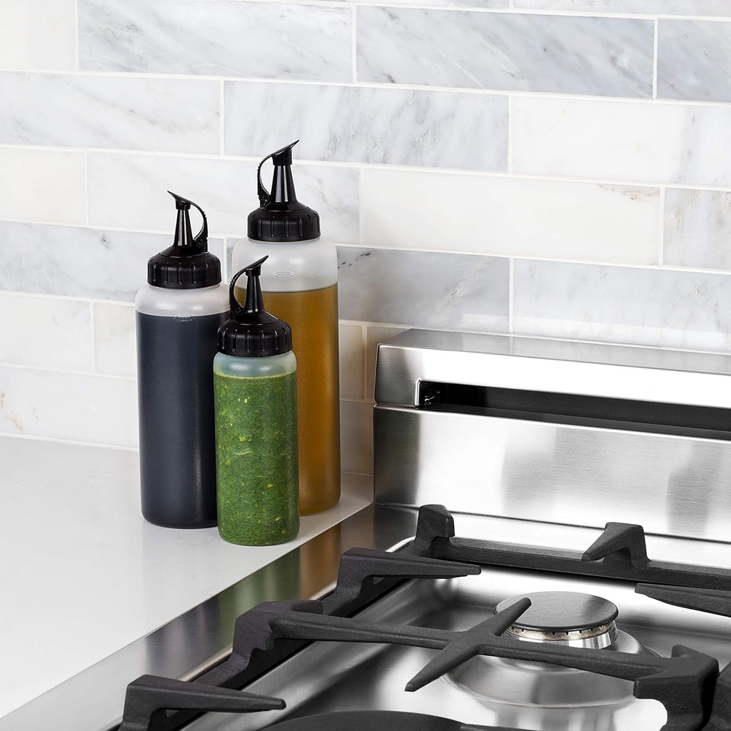 oxo-good-grips-chefs-squeeze-bottle---la-4.jpg