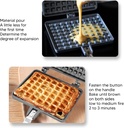 square-waffle-baking-mold-efficient-univ-6.jpg