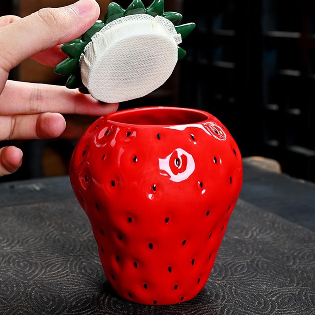 creative-ceramic-tea-storage-can-strawbe-2.jpg