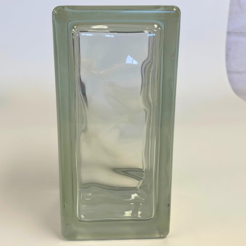 4-x-8-x-4-nubio-glass-block-3.jpg